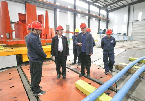 貴州交建集團黨委書記、董事長汪金育蒞臨公司考察技術開發工作